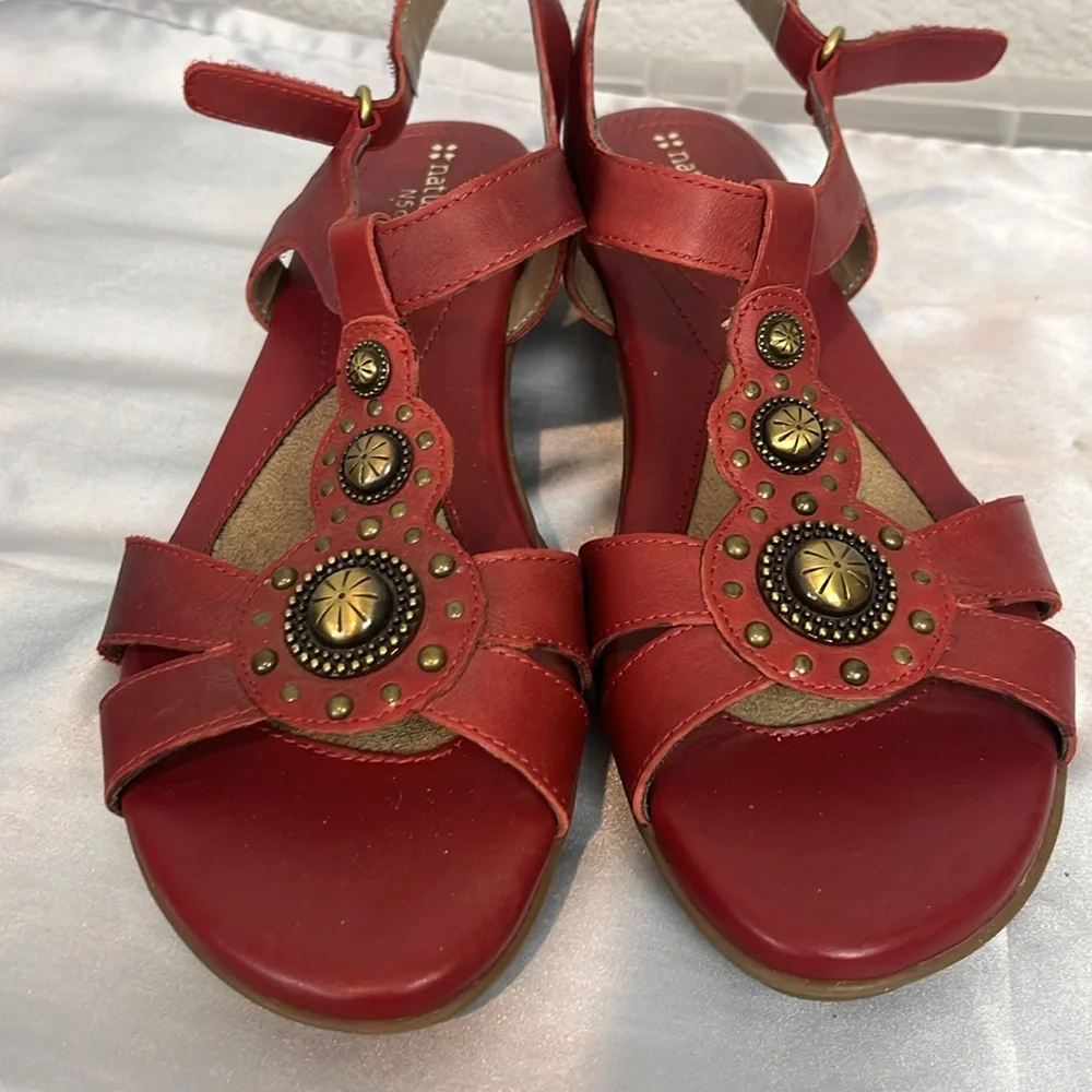 Naturalizer Red Leather T-Strap Sandals with Brass Accents - Picture 8 of 10